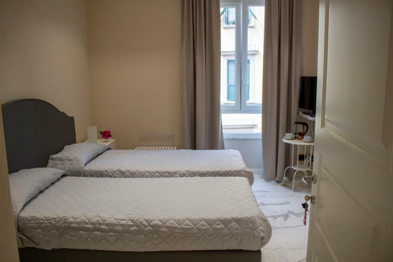 Hotel Fidelio à La Spezia Extérieur photo